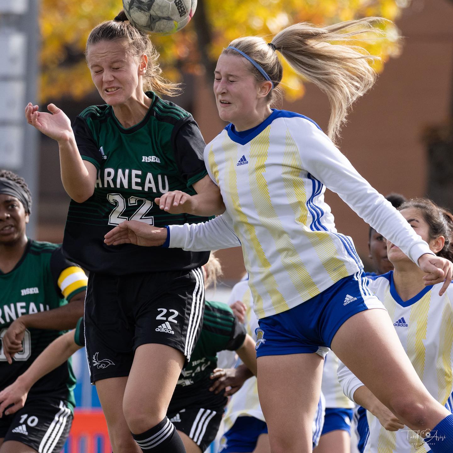  College John Abbott - Cégep Garneau - Soccer - RSEQ - Soccer Fém - J.Abbott C (1) vs (3) Garneau (#RSEQsocJACGAR2022) Photo by: Tarek Azizi | Siuxy Sports 2022-10-16