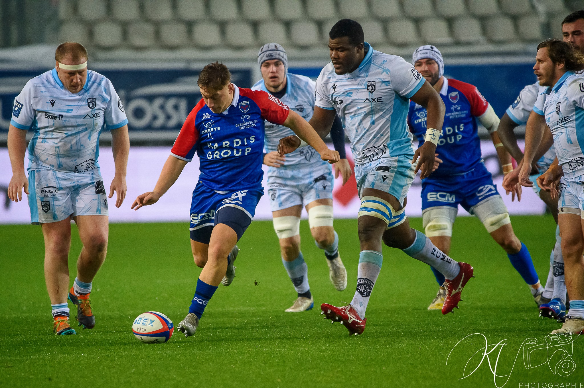  FC Grenoble Rugby - RC Massy - Rugby - FC Grenoble (38) VS (15) RC Massy (#FCGMASS2022) Photo by: Karine Valentin | Siuxy Sports 2022-12-16
