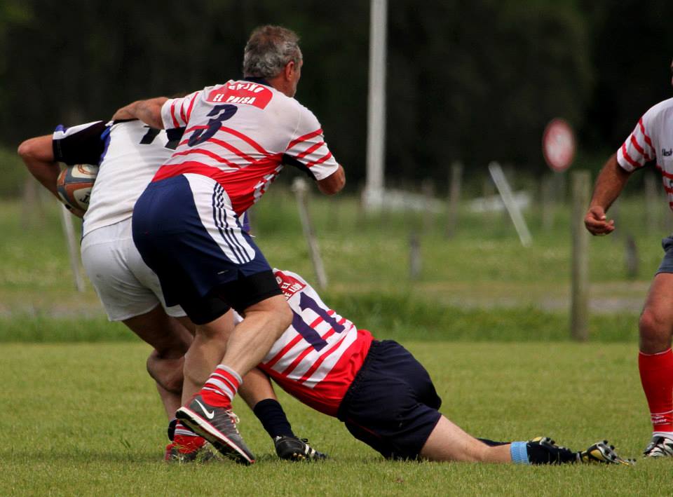  Areco Rugby Club - Centro Naval - RugbyV - Areco vs RON XV (Centro Naval) - Primer Encuentro de Veteranos en Areco con Vaquillona c/ Cuero 2014 (#ArecoVsRONXV2014) Photo by: Luis Robredo | Siuxy Sports 2014-10-18