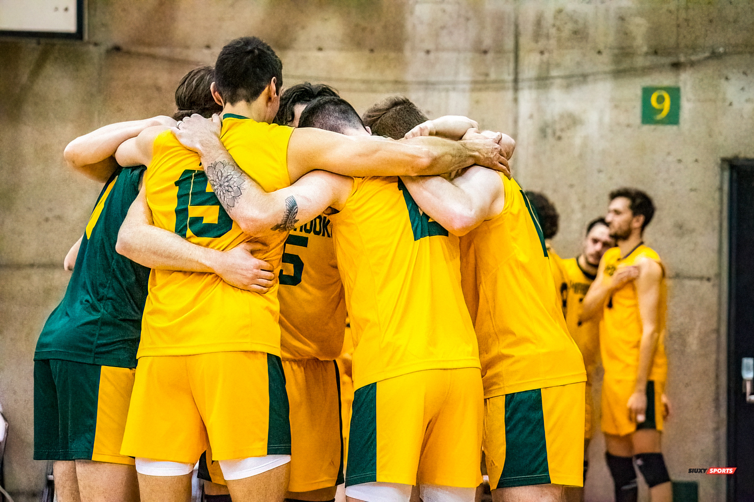 Guillaume RIVEST - Raphaël VIENS -  Université de Montréal - Université de Sherbrooke - Volleyball - Université de Sherbrooke (3) vs Université de Montréal (1) - Final 1 2022 (#VertOrVsCarabinsFinal1M) Photo by:  | Siuxy Sports 2022-03-19