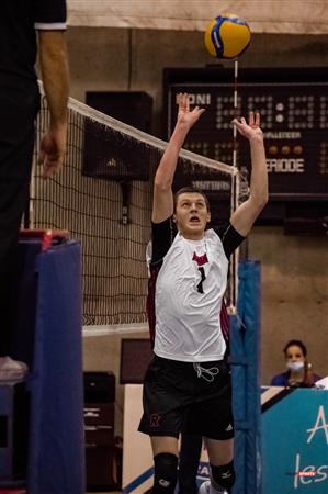 Université de Montréal (3) vs University of New Brunswick (0)