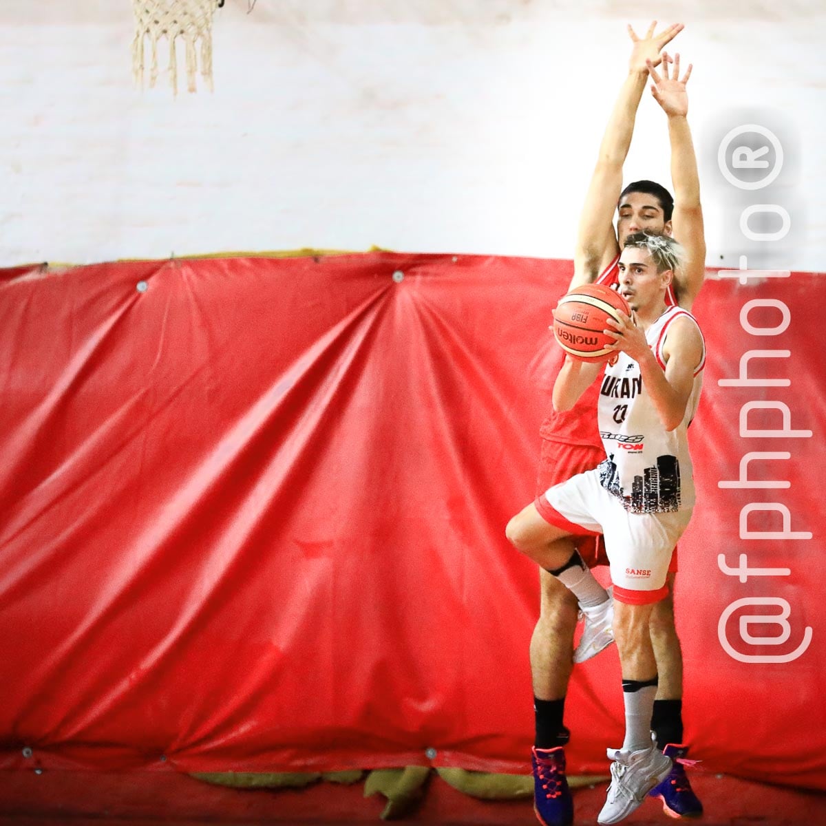  Ramos Mejía Lawn Tennis Club - Centro Deportivo Huracán de San Justo - Basketball - Ramos Mejia Lawn Tenis Club (83) Vs (54) Huracan de San Justo - 2022 - Liga Federal (#RMLTCVSHSJ2022fed) Photo by: Alan Roy Bahamonde | Siuxy Sports 2022-04-12