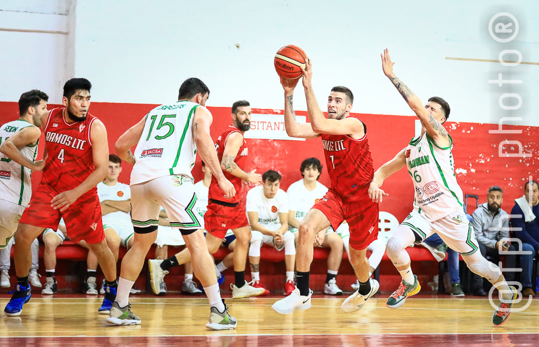 Santiago YASKULKA -  Ramos Mejía Lawn Tennis Club - Club Deportivo Defensores de Hurlingham - Basketball - RAMOS MEJIA LAWN TENIS CLUB VS CD DEFENSORES DE HURLINGHAM - Abril 2022 - LIGA FEDERAL (#RMLTCvsCDDH-ab-22) Photo by: Alan Roy Bahamonde | Siuxy Sports 2022-04-22
