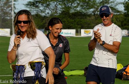 Festejos campeonato 2021 de Hockey - Asociación de Hockey del Oeste