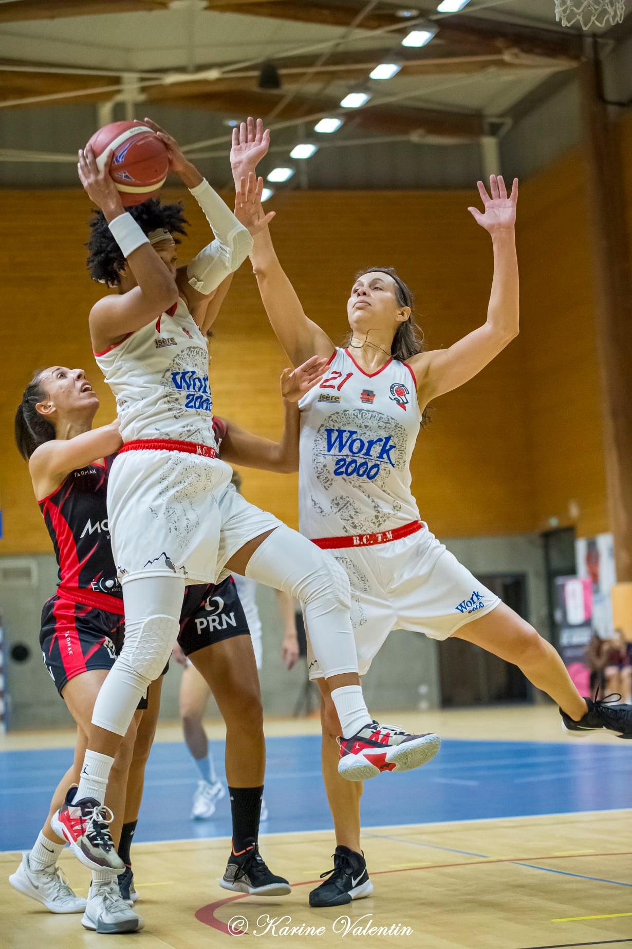 Batey MORGAN - Aurore PAUTOU -  BC Tronche Meylan - USO Mondeville Basket - Basketball - BCTM Féminin vs USO Mondeville Basket (#FFBB22BCTMUSOMB) Photo by: Karine Valentin | Siuxy Sports 2022-01-29