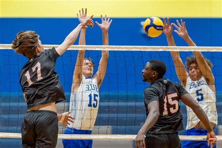 RSEQ - VOLLEYBALL C M D2 SUD-OUEST - TOURNOI 4 - SECTION A - Aigles (2) VS (1) Blues