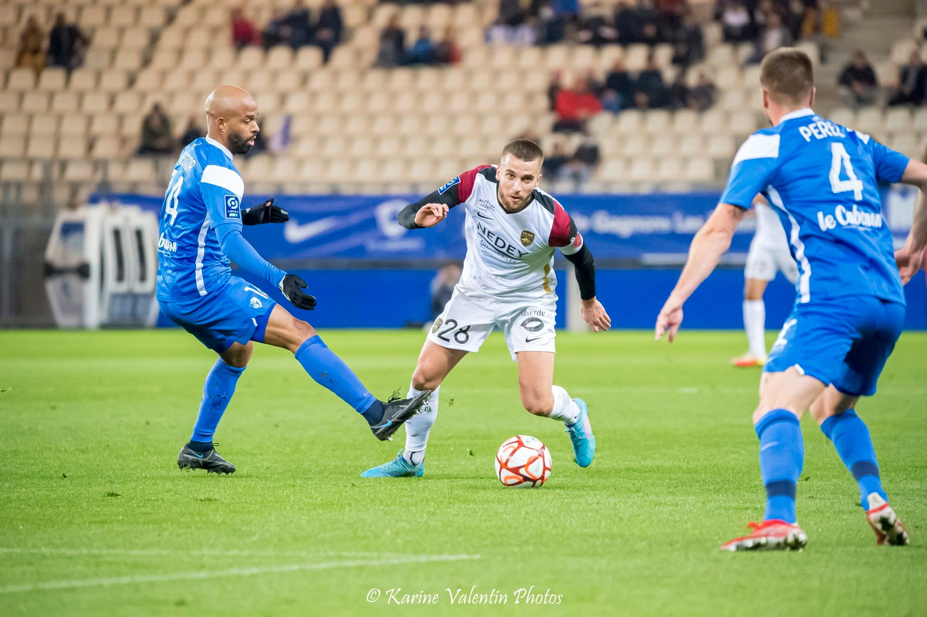 Loic NESTOR -  Grenoble Foot 38 - FC Sochaux-Montbéliard - Soccer - Grenoble Vs Sochaux (#GF38vsFCSM2022) Photo by: Karine Valentin | Siuxy Sports 2022-02-12