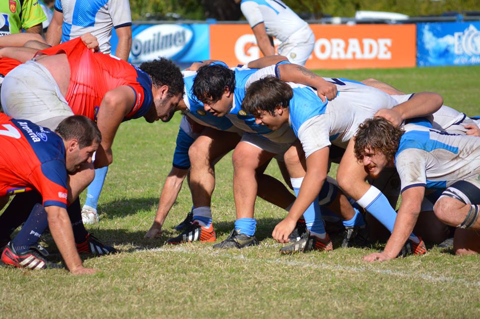  Centro Naval - Asociación Deportiva Francesa - Rugby - Se lanza el scrum () Photo by:  | Siuxy Sports 2013-06-03