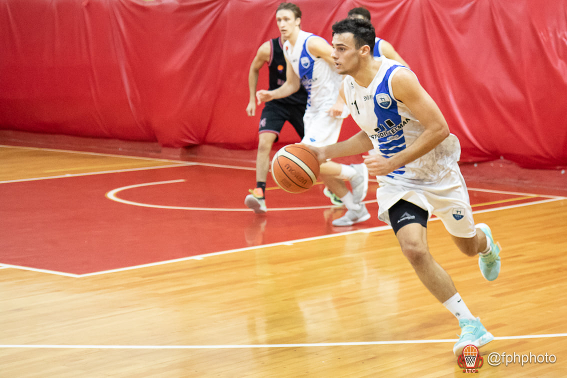  Ramos Mejía Lawn Tennis Club - Sociedad Hebraica Argentina - Basketball - Ramos Mejia Lawn Tennis Club Vs Hebraica Basquet 2021 (#RMLTCvsSHA2011) Photo by: Alan Roy Bahamonde | Siuxy Sports 2021-06-09