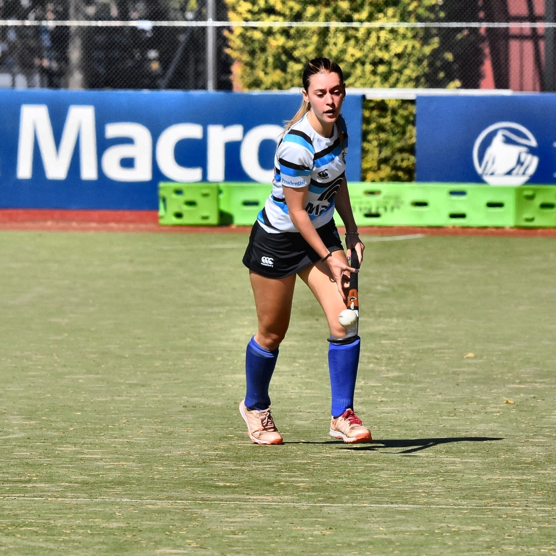  San Isidro Club - Club Atlético Banco de la Nación Argentina - Field hockey - S.I.C. A vs Banco Nacion A - 6ta a 1ra - 2022 (#SICBANCOhockeyf2022) Photo by: Edgardo Kleiman | Siuxy Sports 2022-04-02