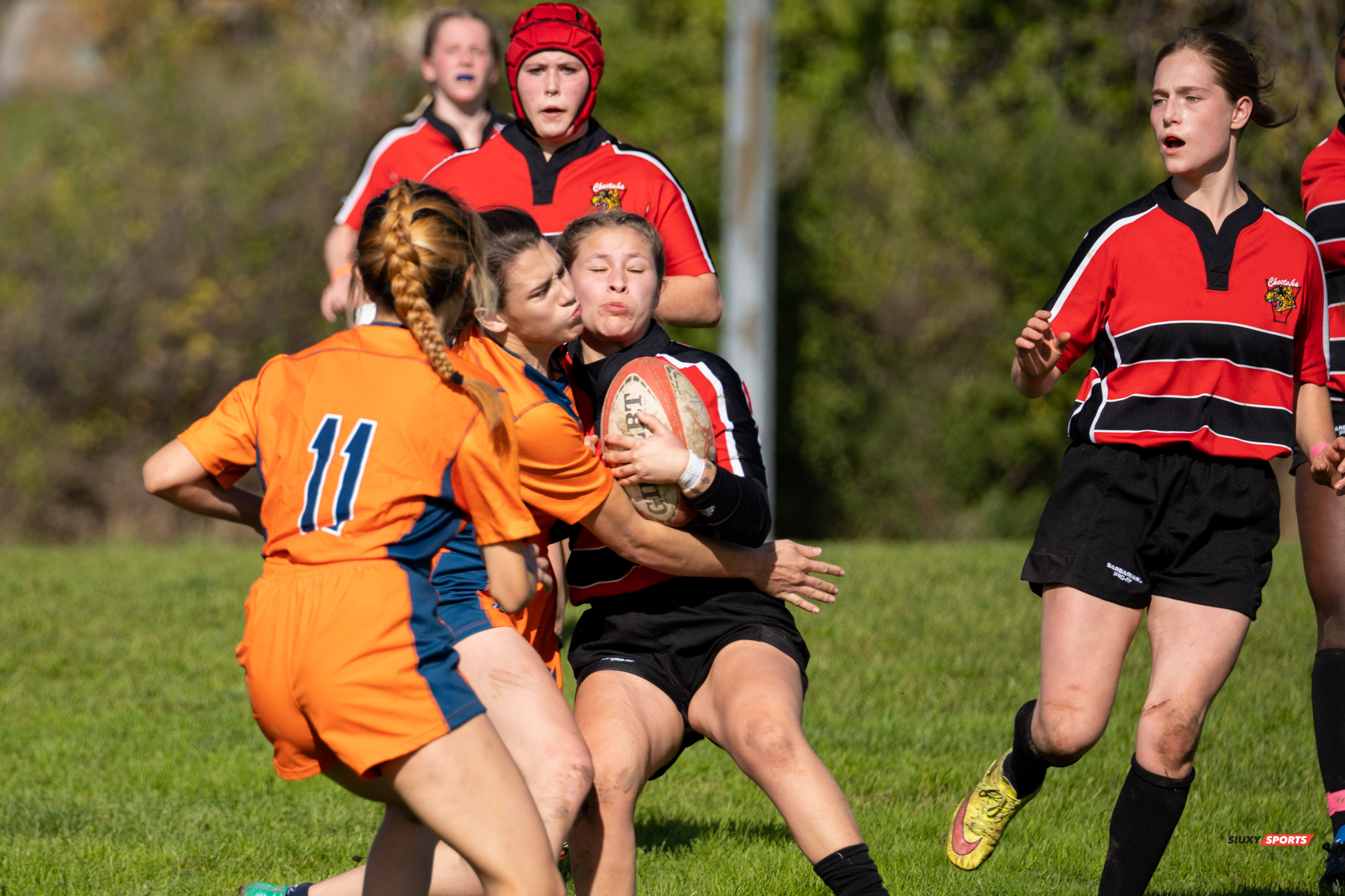 Isabelle FERRIS - Molly HUNTINGTON -  Cégep Vanier - Cégep André Laurendeau - Rugby -  (#VanierVsAL2021F) Photo by:  | Siuxy Sports 2021-10-24