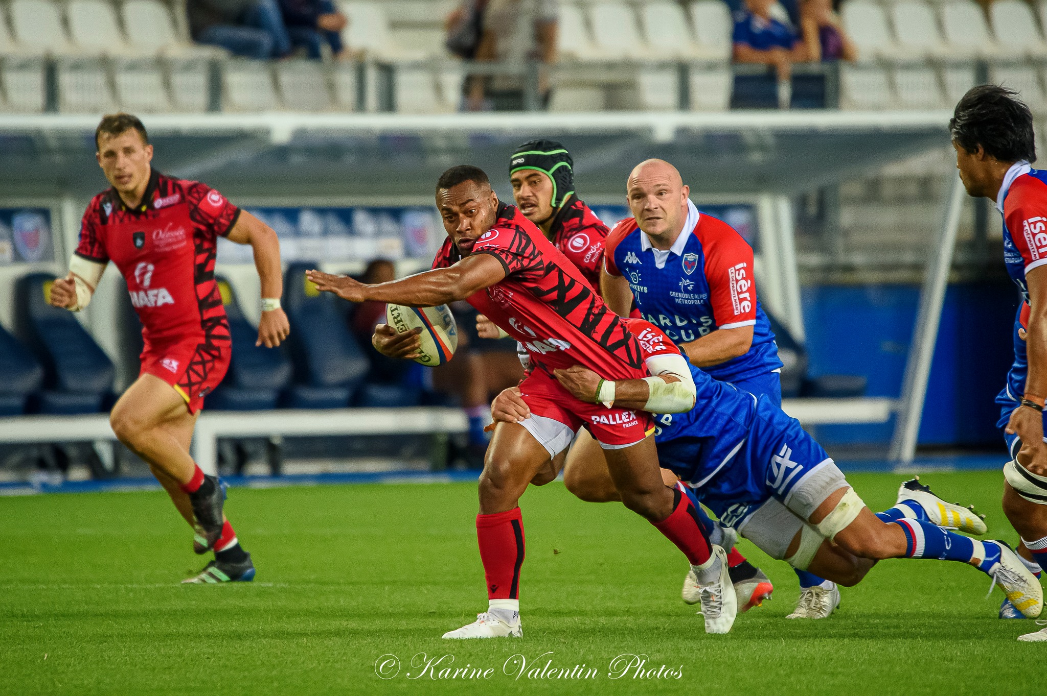 Benito MASILEVU - Jean-Charles ORIOLI -  FC Grenoble Rugby - Rouen Normandie Rugby - Rugby - FC Grenoble (20) vs (6) Rouen (#FCGvsRouen2022ReelA) Photo by: Karine Valentin | Siuxy Sports 2022-09-16