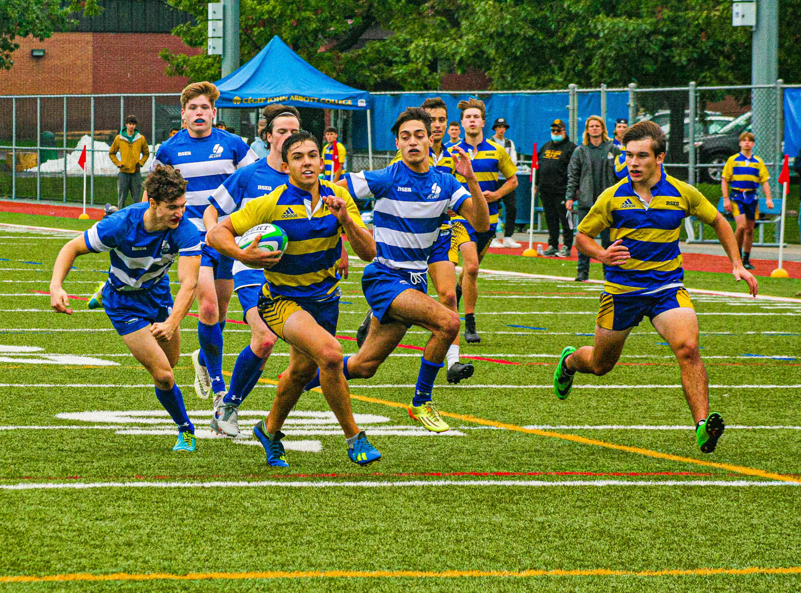 Tom SMITH - Tyson STOCK - Liam WOZNY -  College John Abbott - College Dawson - Rugby -  (#AbbottVsDawsonM2021) Photo by:  | Siuxy Sports 2021-10-03