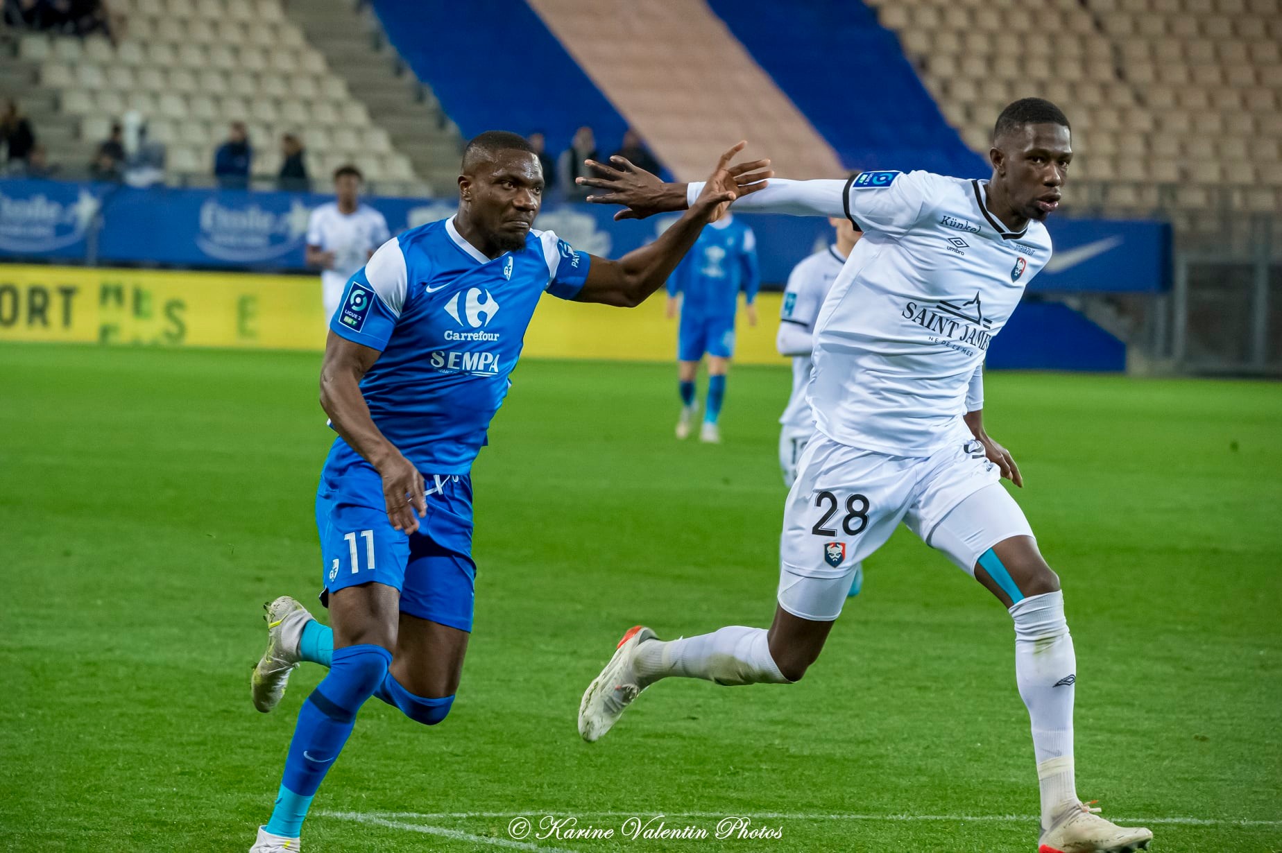 Achille ANANI -  Grenoble Foot 38 - SM Caen - Soccer - Grenoble (0) vs (2) Caen (#GF38vsSMC2022) Photo by: Karine Valentin | Siuxy Sports 2022-04-09