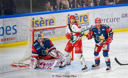 GRENOBLE (7) VS CERGY (0)