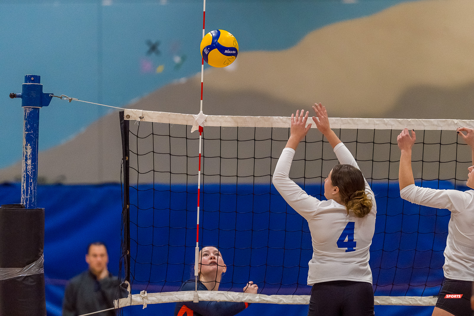  Cégep André Laurendeau - Collège Marianopolis - Volleyball - RSEQ - Volleyball C F D2 Sud-Ouest - Tournoi 4 - Sect F - André Laurendeau (2) vs (1) Marianopolis (#RSEQVolleyALvsMariano2022) Photo by: Dan Taylor-Morin | Siuxy Sports 2022-11-27