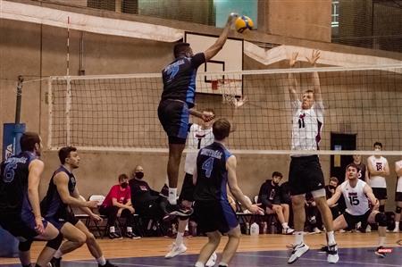 Université de Montréal (3) vs University of New Brunswick (0)