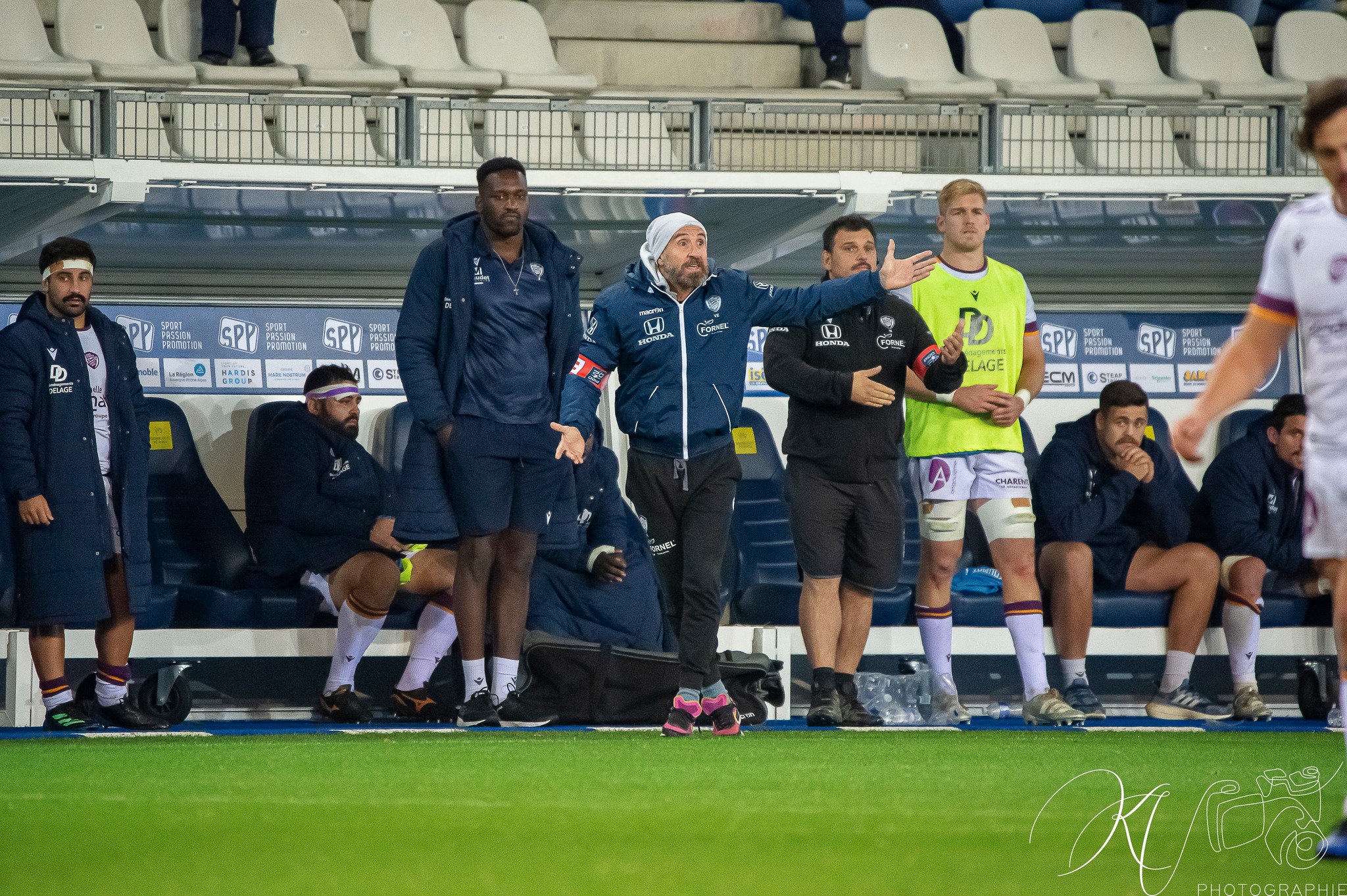  FC Grenoble Rugby - Soyaux Angoulême - Rugby - FC Grenoble (24) VS (18) Soyaux Angoulême (2022) (#FCGvsSA2022R11) Photo by: Karine Valentin | Siuxy Sports 2022-11-18