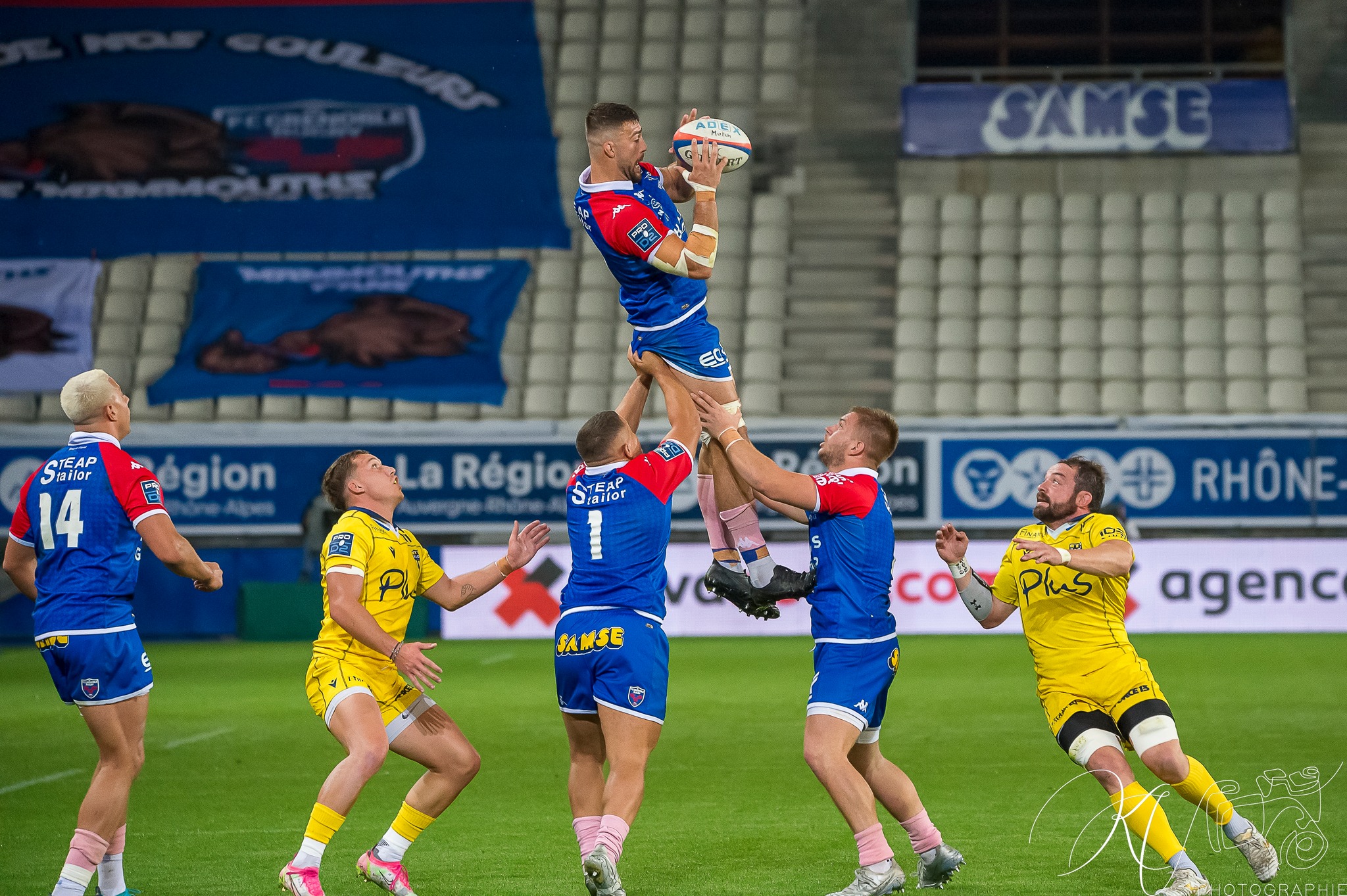  FC Grenoble Rugby - USON Nevers - Rugby - FC GRENOBLE RUGBY (19) VS USON NEVERS (18) - 2022 (#FCGvsUSONm22022) Photo by: Karine Valentin | Siuxy Sports 2022-10-27