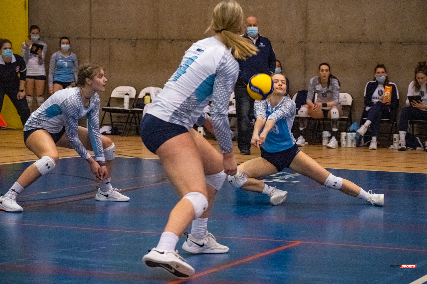 Ariane PELOSSE -  Université de Montréal - Université du Québec à Montréal - Volleyball - Université de Montréal vs Université du Québec à Montréal - Volleyball Fém (#CrbnsVsCtdns2022VollF) Photo by:  | Siuxy Sports 2022-02-26