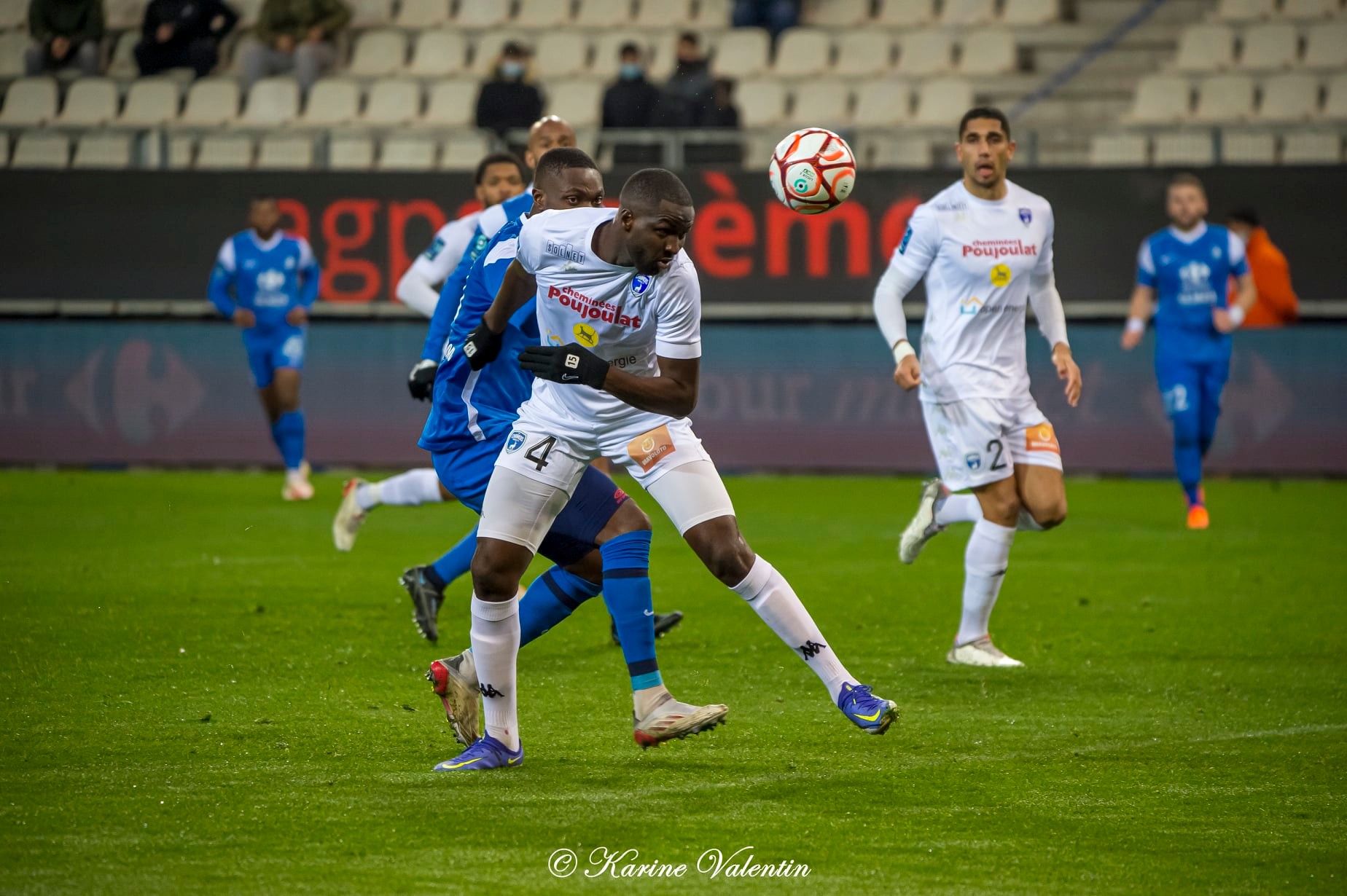 Grenoble Foot 38 - Chamois Niortais FC - Soccer - Grenoble Foot 38 vs Chamois Niortais FC (#GF38vsNiort2022) Photo by: Karine Valentin | Siuxy Sports 2022-02-15
