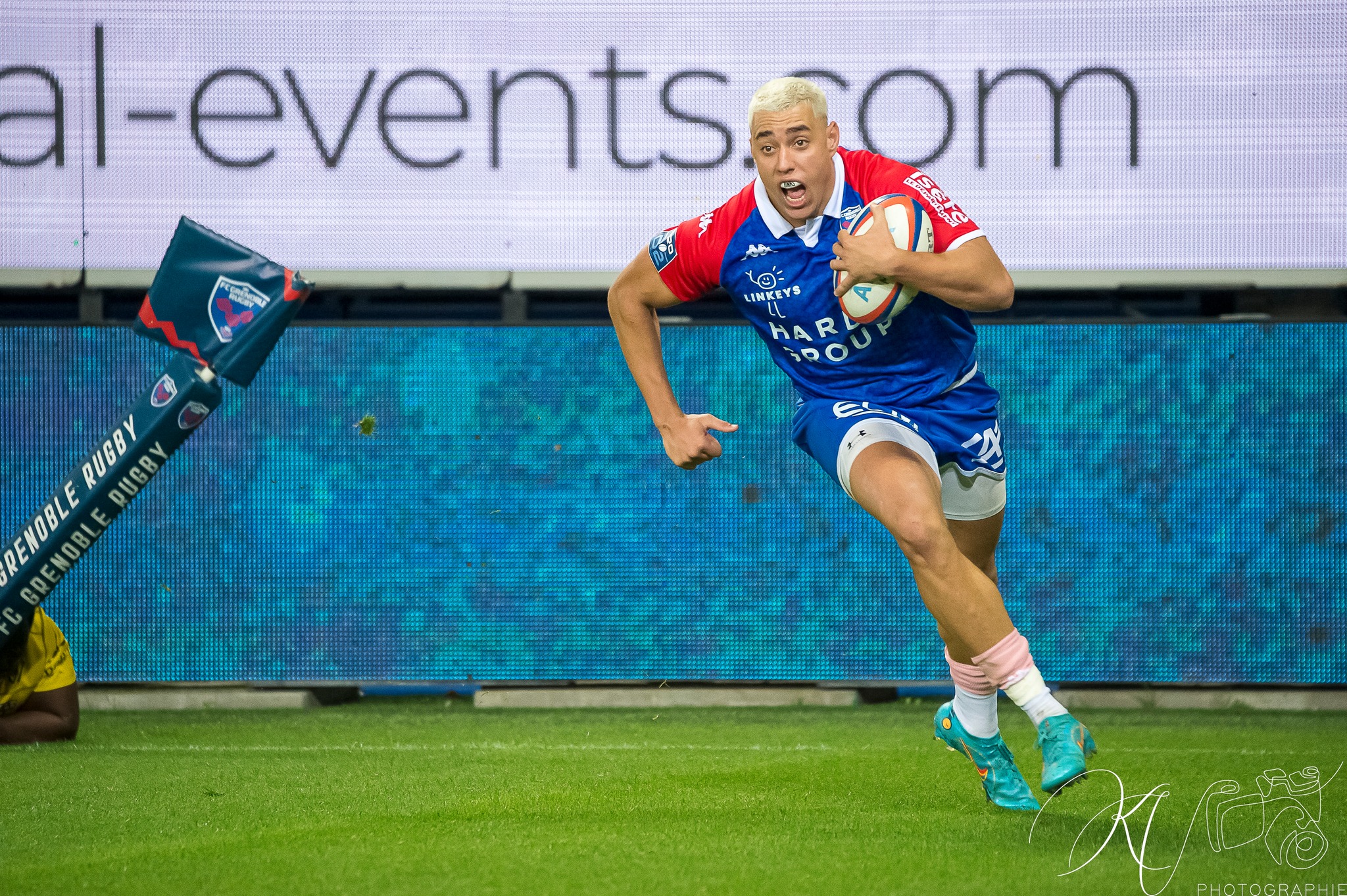 Karim QADIRI -  FC Grenoble Rugby - USON Nevers - Rugby - FC GRENOBLE RUGBY (19) VS USON NEVERS (18) - 2022 (#FCGvsUSONm22022) Photo by: Karine Valentin | Siuxy Sports 2022-10-27