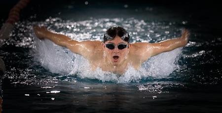 Natación en el Ramos Mejia Lawn Tenis Club