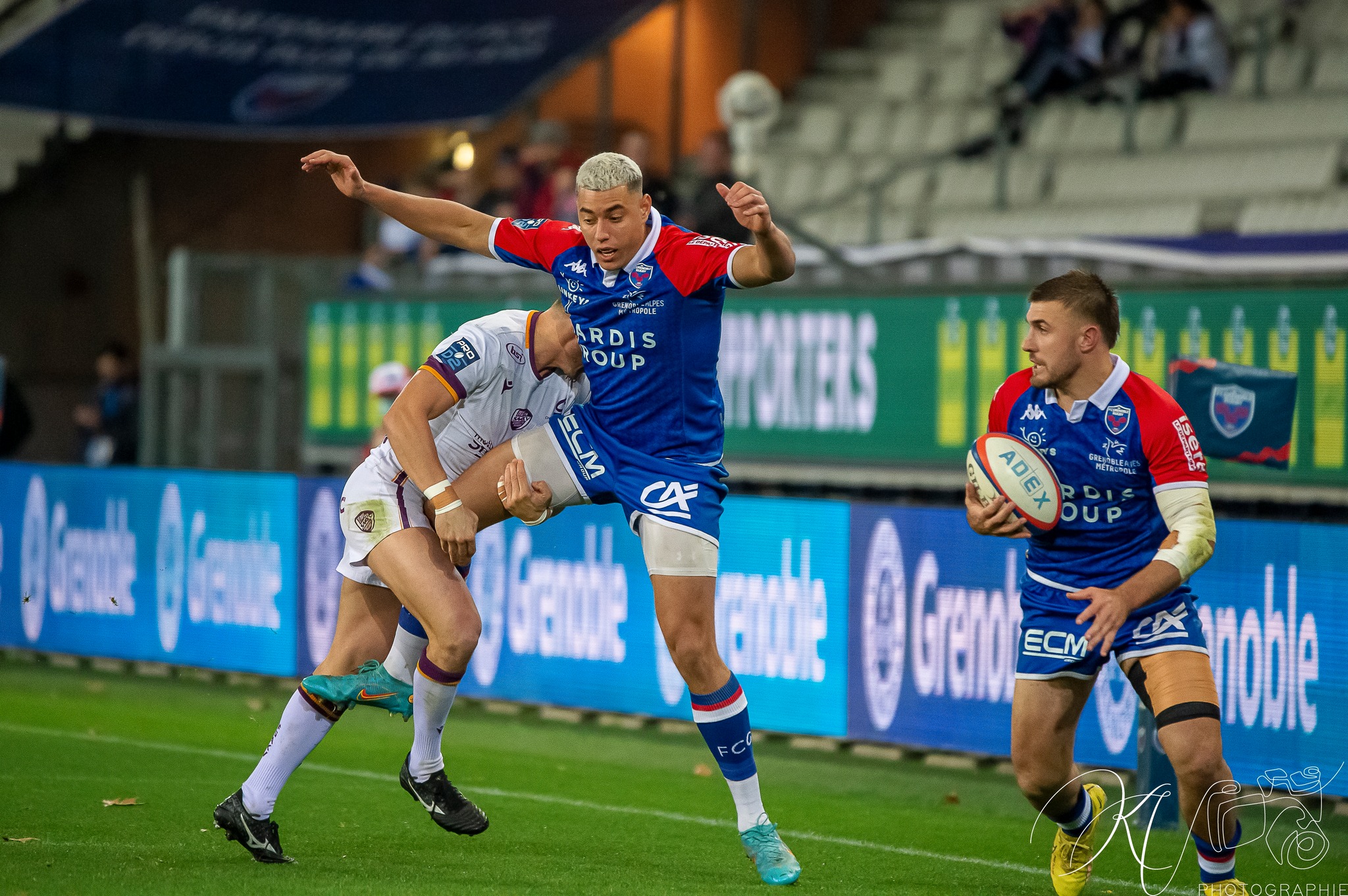 Romain FUSIER - Karim QADIRI -  FC Grenoble Rugby - Soyaux Angoulême - Rugby - FC Grenoble (24) VS (18) Soyaux Angoulême (2022) (#FCGvsSA2022R11) Photo by: Karine Valentin | Siuxy Sports 2022-11-18