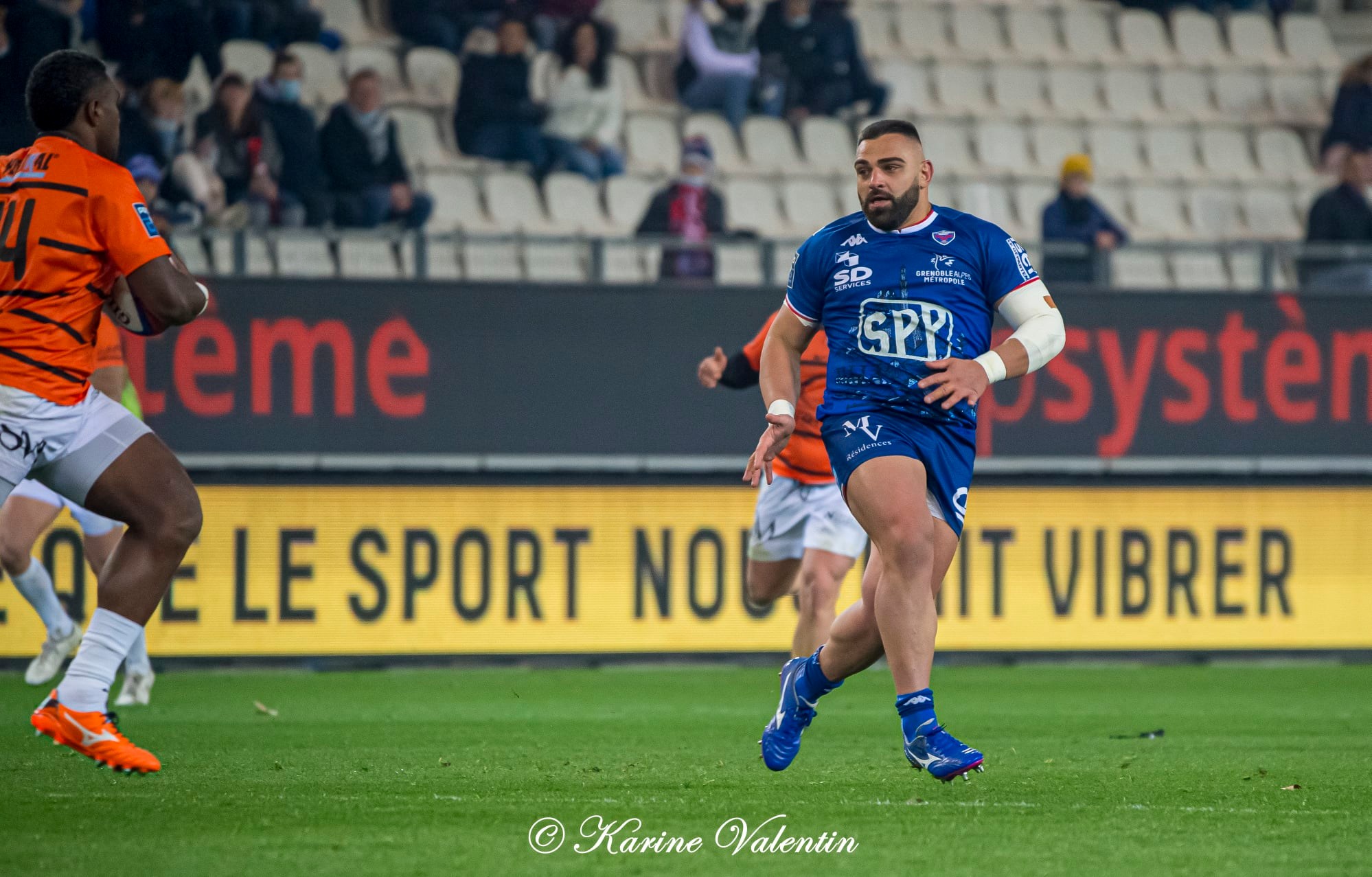 Zurab ZHVANIA -  FC Grenoble Rugby - Racing Club Narbonnais - Rugby -  (#GrenobleVsNarbonne2021Nov) Photo by: Karine Valentin | Siuxy Sports 2021-11-26