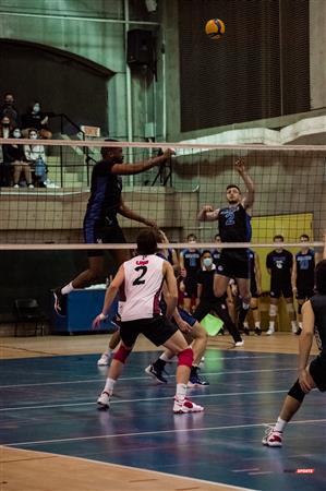 Université de Montréal (3) vs University of New Brunswick (0)