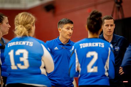 RSEQ - Volley Fém (D2) - UQAC (3) vs (1) UQO - Reel 1