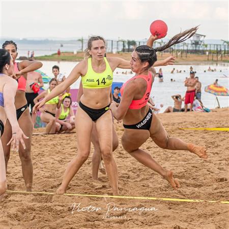 Cobertura del partido del equipo de Posadas Handball, por VHP