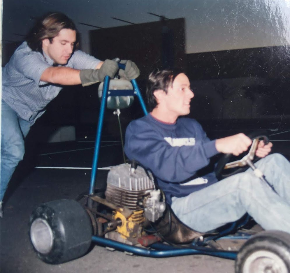 Christian REVELLO - Sergio SOLE -   -  - Auto racing - En el famoso estacionamiento del shopping () Photo by:  | Siuxy Sports 1991-03-17