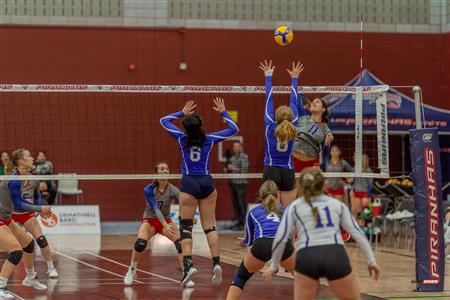 RSEQ - Volley Fém (D2) - ETS (2) vs (3) UQAR - Reel A3