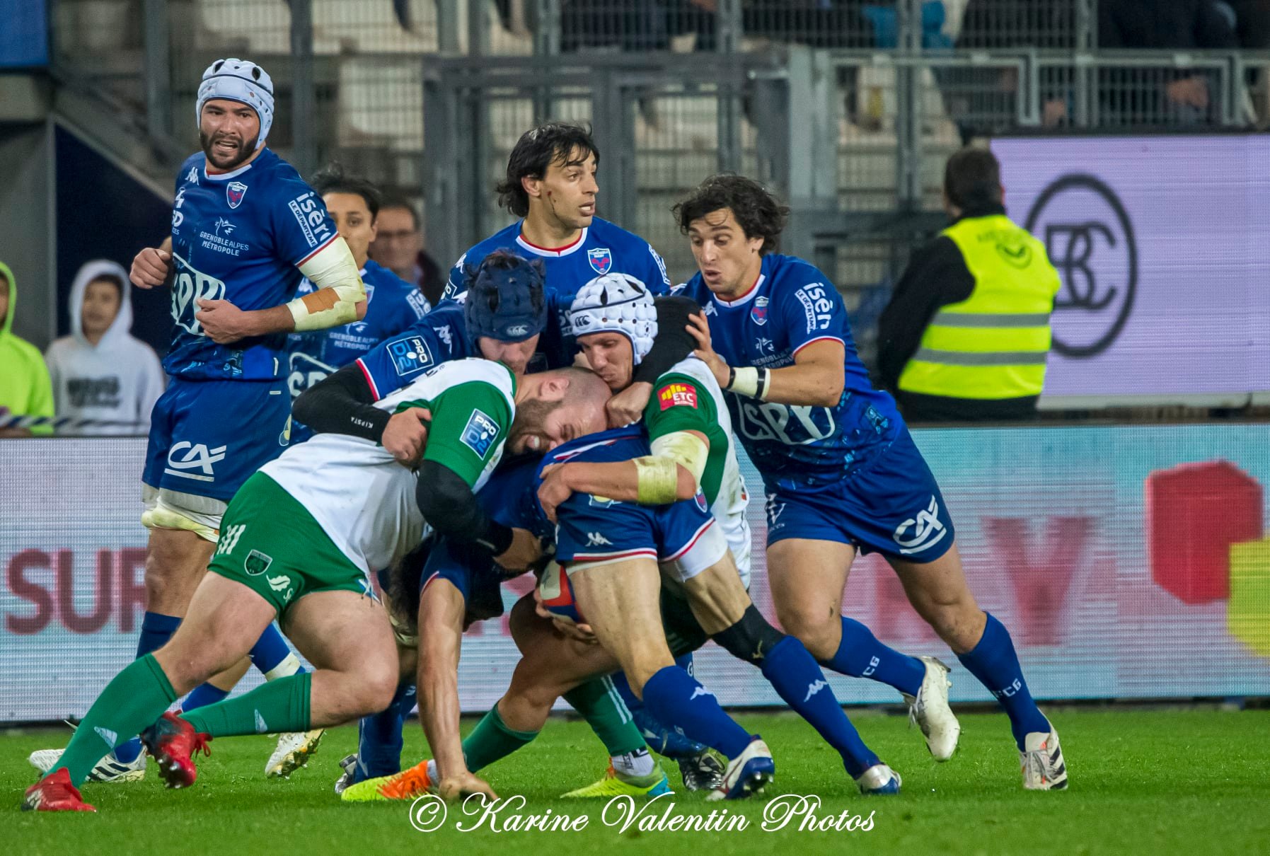Steeve BLANC-MAPPAZ - Bautista EZCURRA - Felipe EZCURRA -  FC Grenoble Rugby - US Montauban - Rugby - FC Grenoble (22) vs (21) US Montauban - 2022  (#FCGvsUSM2022avr) Photo by: Karine Valentin | Siuxy Sports 2022-04-08