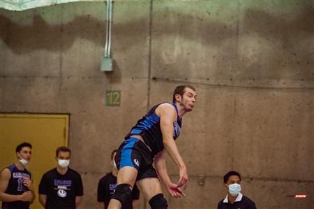 Université de Montréal (3) vs University of New Brunswick (0)