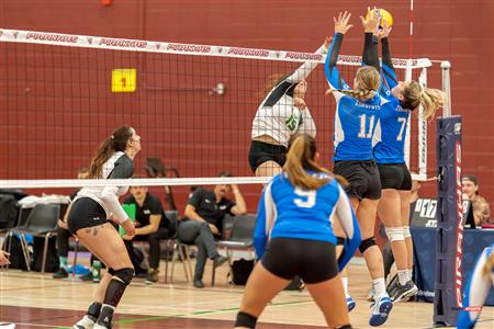 RSEQ - Volley Fém (D2) - UQAC (3) vs (1) UQO - Reel 2