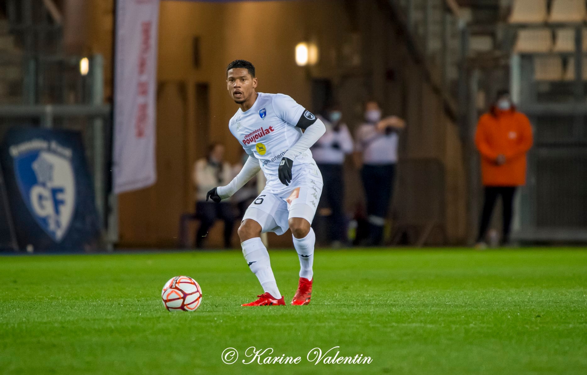  Grenoble Foot 38 - Chamois Niortais FC - Soccer - Grenoble Foot 38 vs Chamois Niortais FC (#GF38vsNiort2022) Photo by: Karine Valentin | Siuxy Sports 2022-02-15